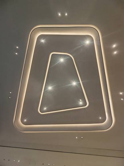 深圳华强时代广场GRG材料应用